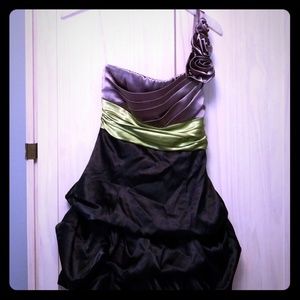 Short formal dress